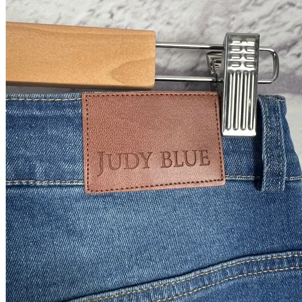 NWT Judy Blue Womens M Minimalist Staple Y2K High Waist Slim Stretch‎ Blue Jeans